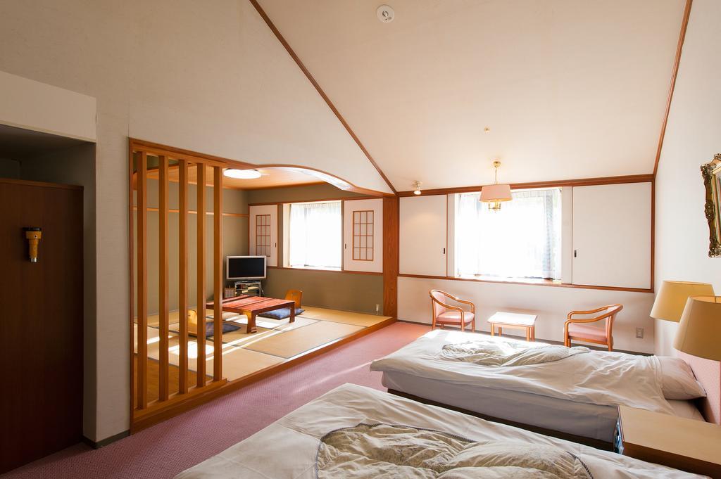Watarase Onsen Hotel Sasayuri Hongu Kültér fotó